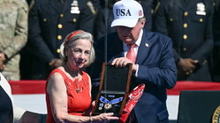 Trump posthumously awards Medal of Freedom to 9/11's 'man in red bandana' Accountants Canberra
